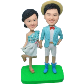 Young Couple Bobbleheads