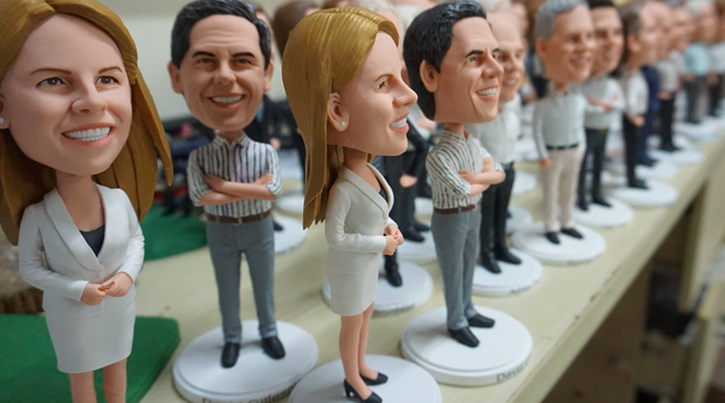 bobblehead details-5
